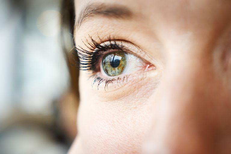 13 Gründe, warum du rote und blutunterlaufene Augen haben solltest